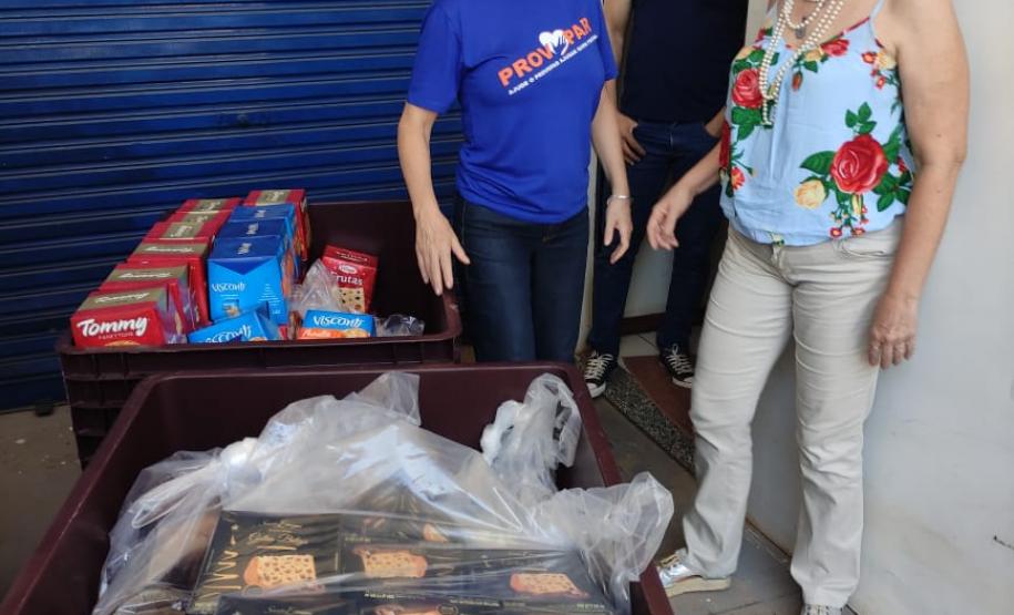 Provopar de Maringá recebeu doação de produtos da Regional de Maringá