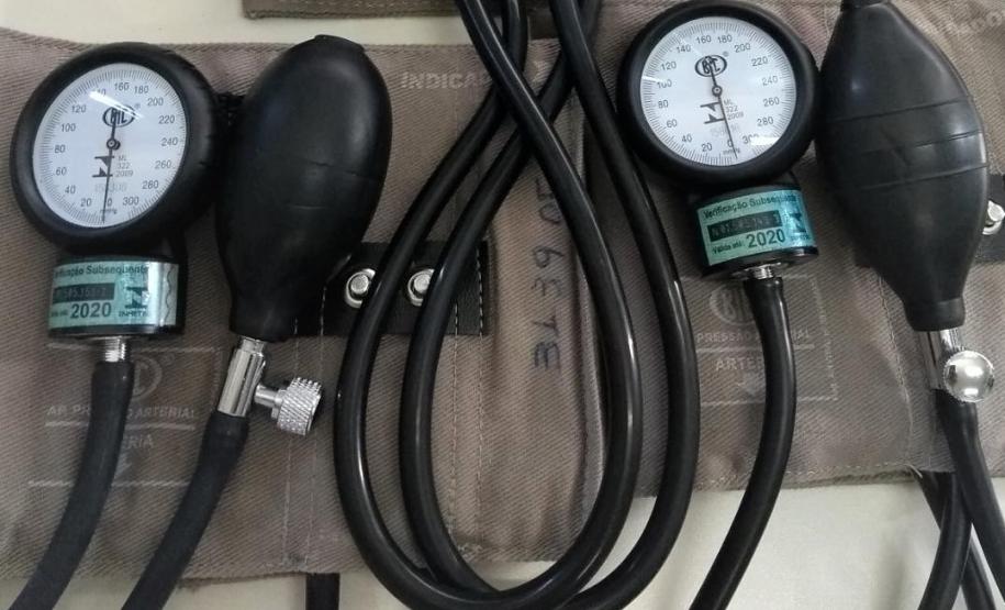 2019 10 17 Esfigmomanometros Maringá Esfigmomanômetros da Prefeitura de Maringá passam por verificação do IPEM-PR