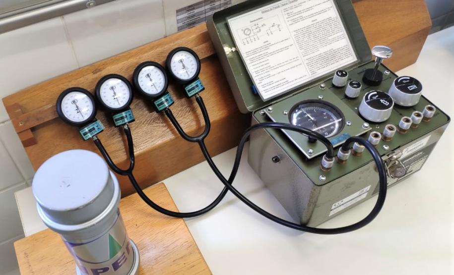 2019 10 17 Esfigmomanometros Maringá Esfigmomanômetros da Prefeitura de Maringá passam por verificação do IPEM-PR