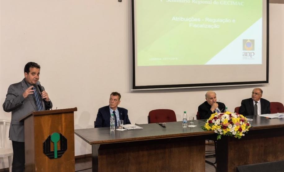 2019 12 04 Seminario Londrina 1º Seminário Regional do Grupo Estadual de Combate às Irregularidades no Mercado de Abastecimento de Combustíveis (GECIMAC)